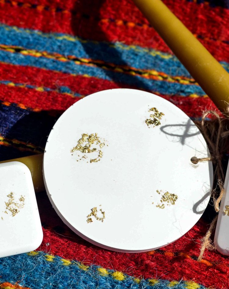 Beeswax Easter Candle| Small Gold Leaf Charm