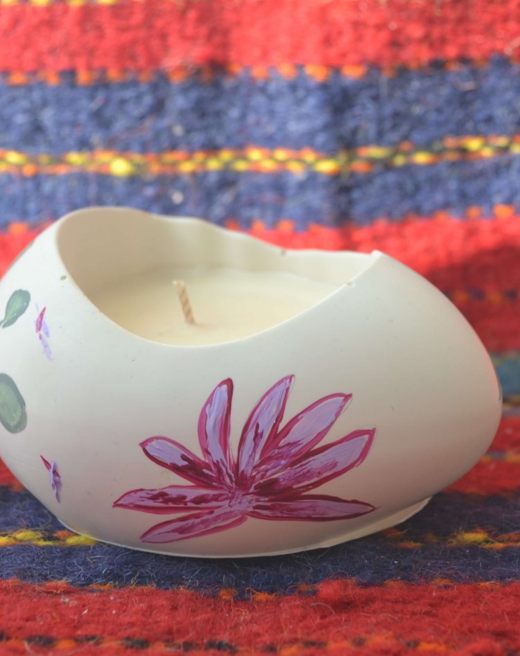 Broken Egg – Floral Hand Painted