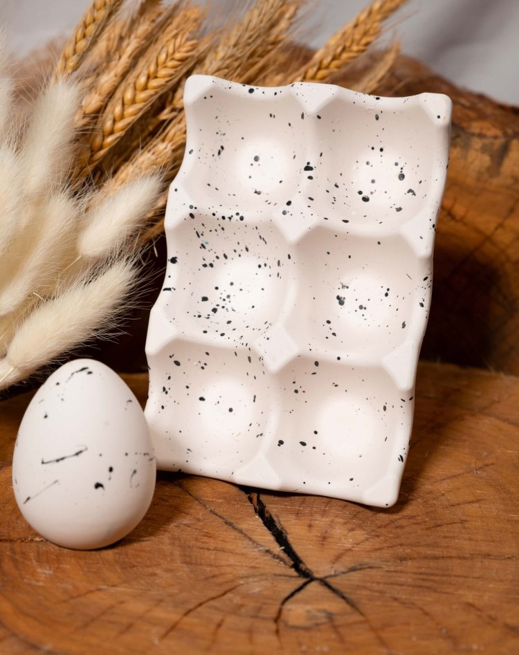 Subtle Splatter Egg Tray