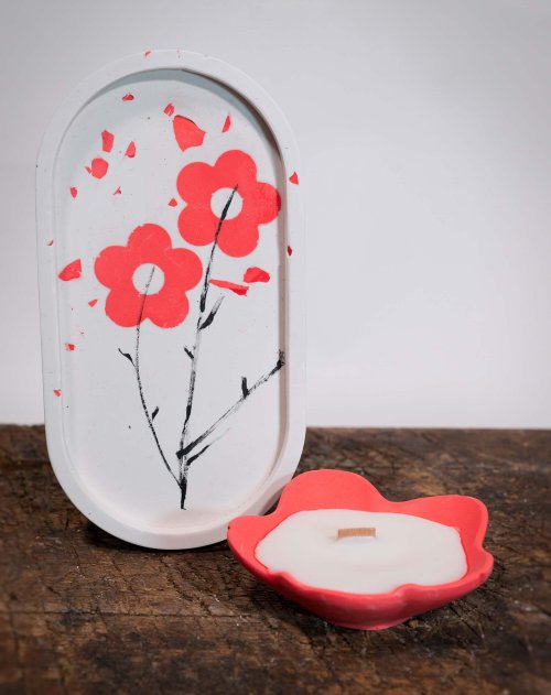 Red Bloom Tray